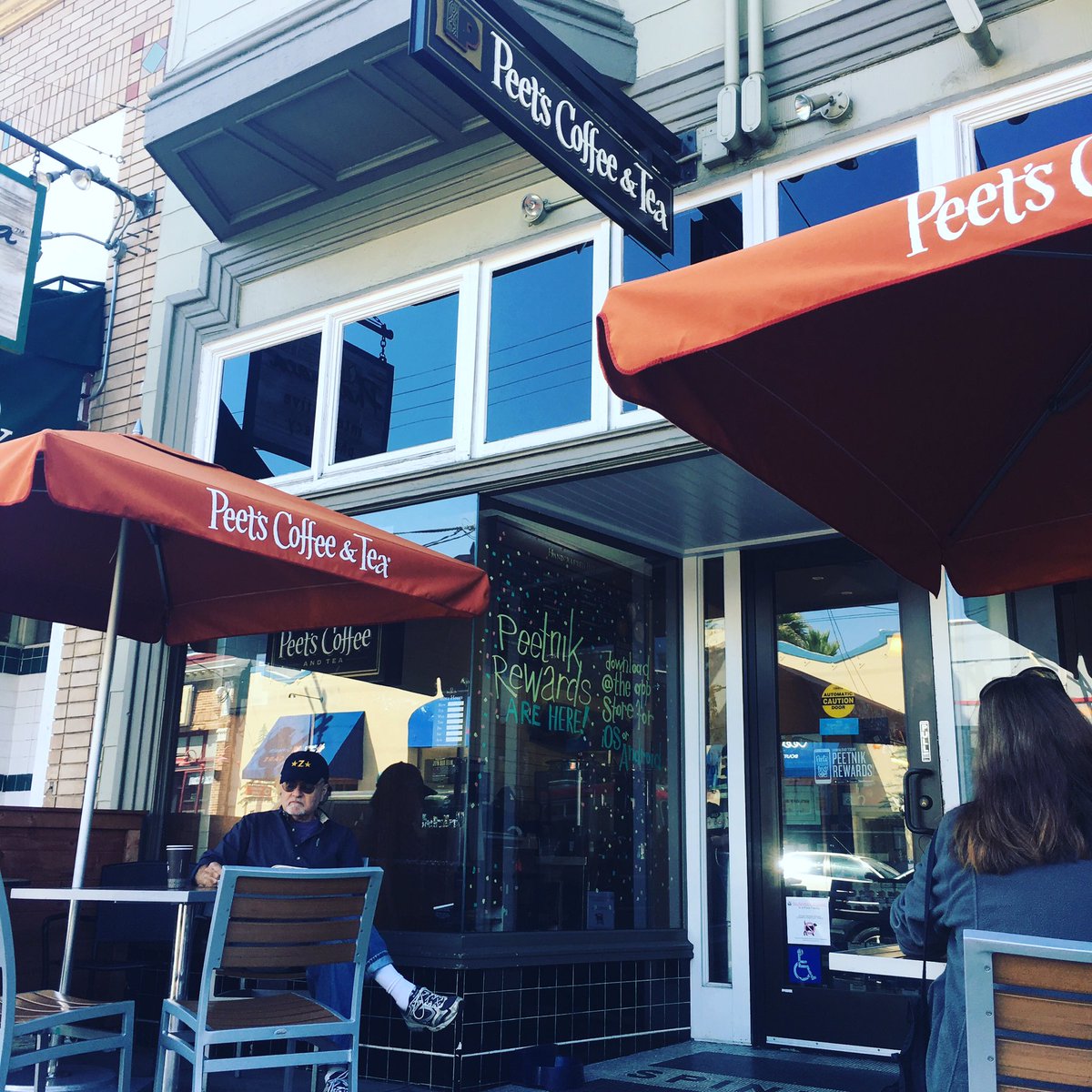 Thank you <a href="/peetscoffee/">Peet's Coffee</a> for caffeinating our volunteers! We 💛 your support #streetfair #localartists #shoplocal #cvf2017