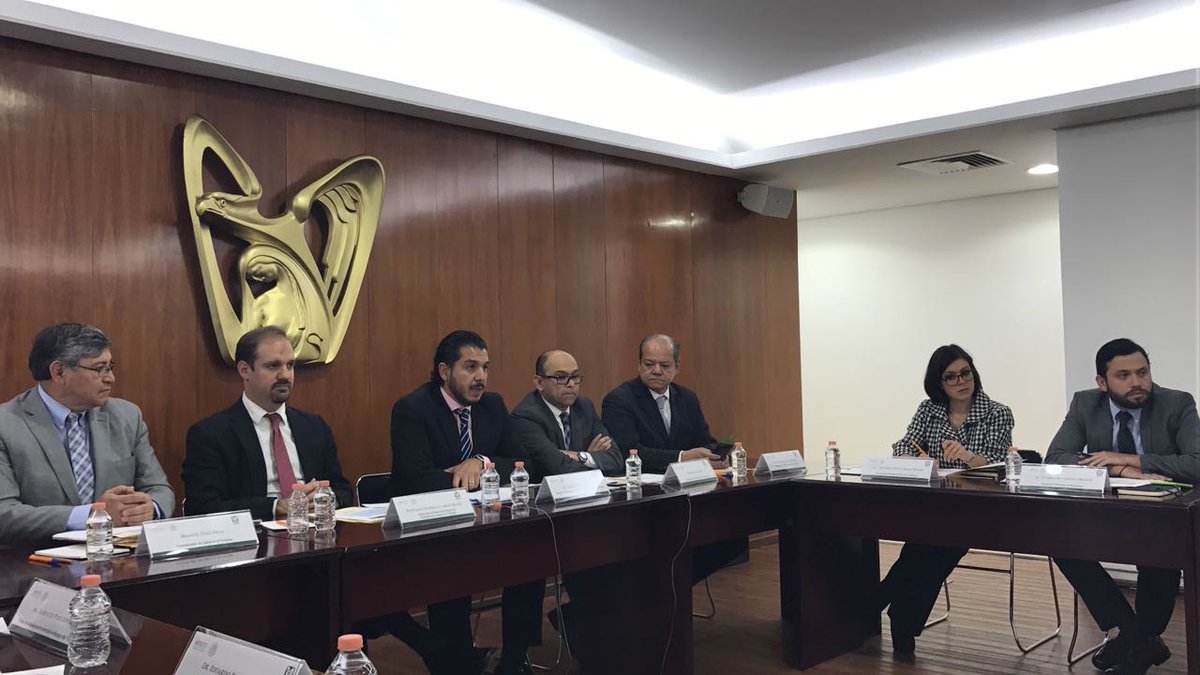 IgorRosette's tweet photo. #AgendaDPES Videoconferencia #PrestacionesEconómicas @Tu_IMSS @SDeMariaCampos explica mejoras al proceso de solicitud de #pensiones https://t.co/2WcLtzZBwp