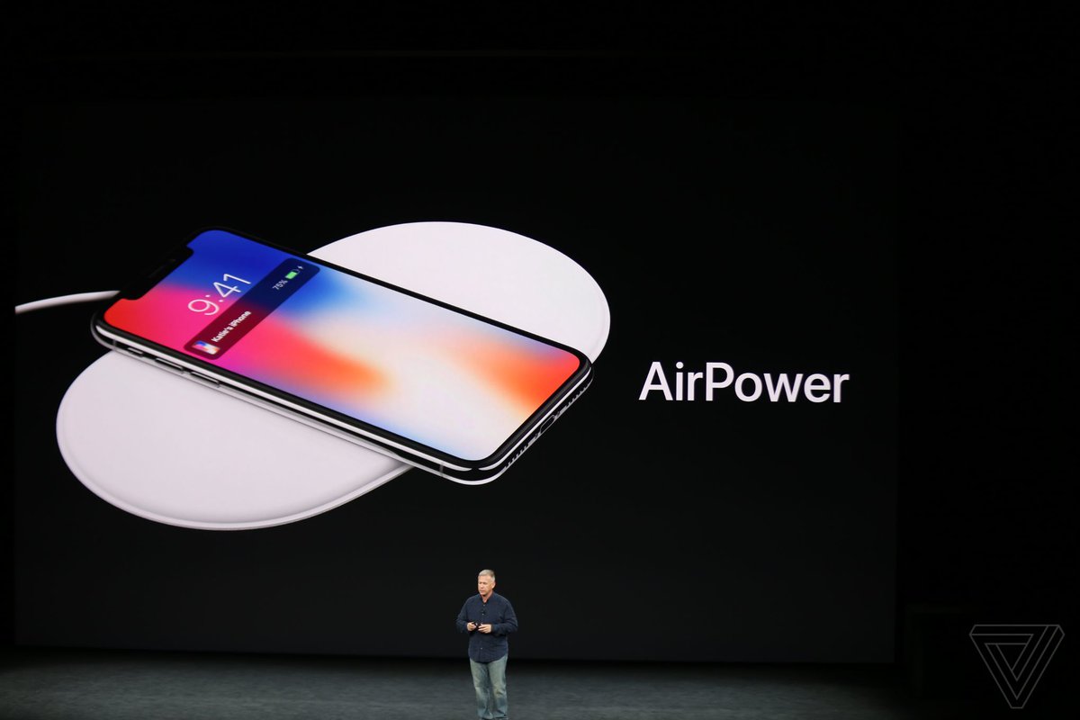 Анонсирована официальная беспроводная зарядка Apple – AirPower. Сразу для Apple Watch, iPhone 8/X и AirPods. Супер.