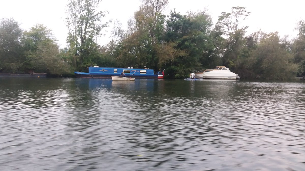 Great idea by <a href="/massag4everybdy/">The Treatment Rooms</a> to do a community river litter pick. Ben, Hallie and I were pleased to help &amp; pick out lots of rubbish