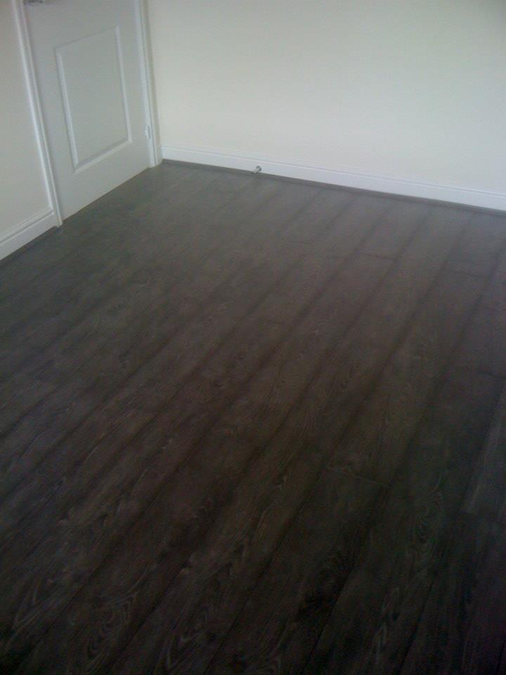 Good evening #westmidshour how are we all this evening? For all your #floorfitting requirements #floorfitter #carpenter #alsconstruction