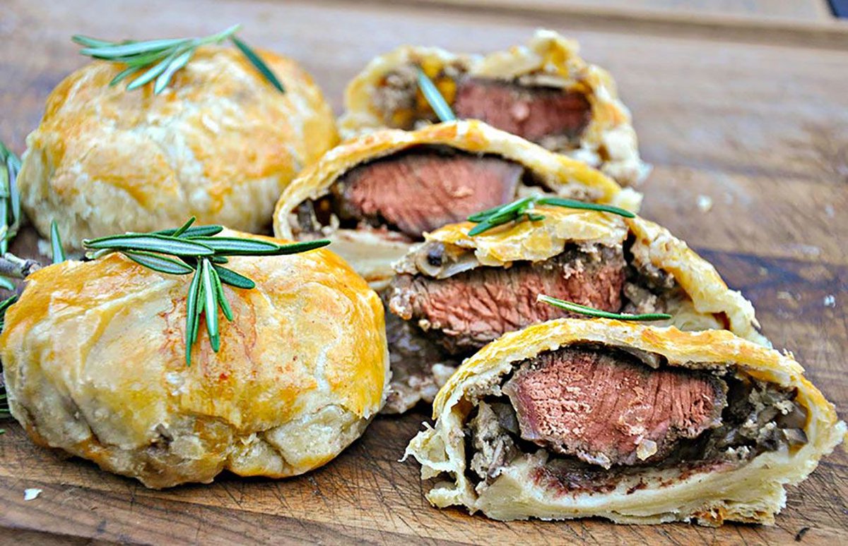 NAWhitetail's tweet photo. #DeerWeek - Oct 15-21, read our #Deer WK article,"3 Venison Tenderloin Recipes from #OUTDChannel stars": https://t.co/q2GZhn2anv @Cabelas https://t.co/xnomdmLqHi