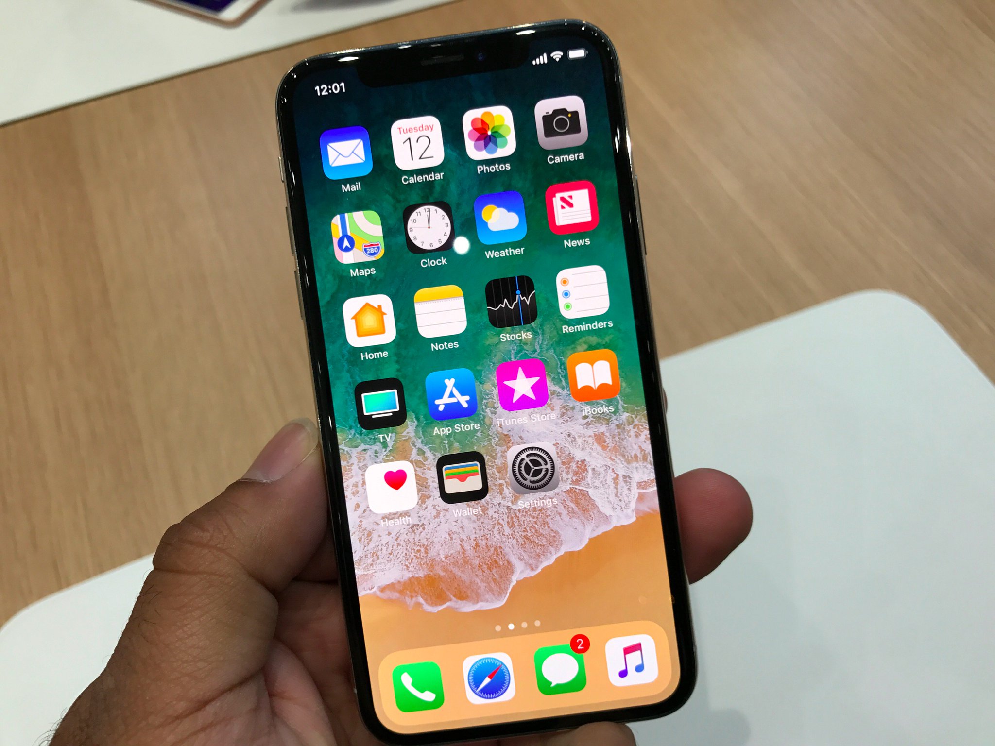 Fortnite on an iPhone X is an exciting look at the future of mobile gaming - The Verge