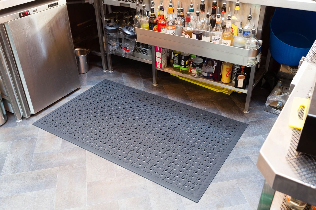 matsnationwide's tweet photo. #restaurants #bars invest in industry's best selling #kitchenmats to protect staff and floors @matsnationwide https://t.co/b3PppxhaHr https://t.co/hCUwm9DTfd