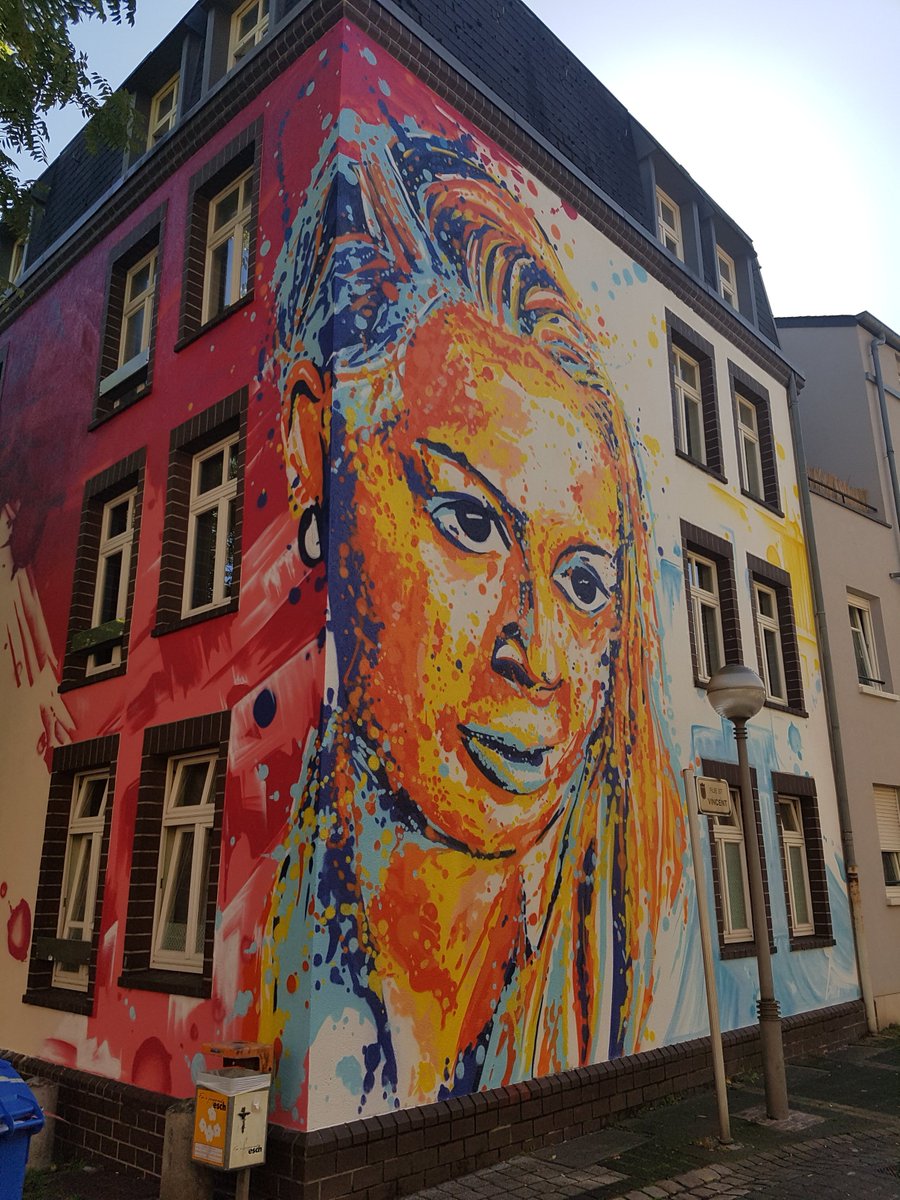 MinistÚre de la Culture Luxembourg (@kult_min) on Twitter photo Visite vum <a href="/Guy_Arendt/">Guy Arendt</a> zu Esch fir de Projet Kufa's #UrbanArt. Eng flott Initiativ déi Konscht bei d'Leit bréngt! @Kulturfabrik #esch2022 Visite vum <a href="/Guy_Arendt/">Guy Arendt</a> zu Esch fir de Projet Kufa's #UrbanArt. Eng flott Initiativ déi Konscht bei d'Leit bréngt! @Kulturfabrik #esch2022