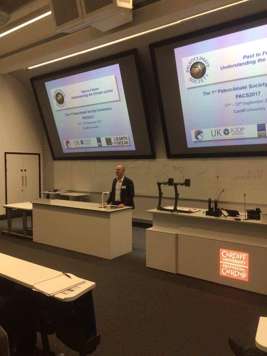 paleoclimatesoc's tweet photo. "Wow. Fantastic meeting. Collaboration and community." @IanHall_CU of @CU_EARTH closes the inaugural @paleoclimatesoc conference #PACS2017 https://t.co/YKueUWTzgY