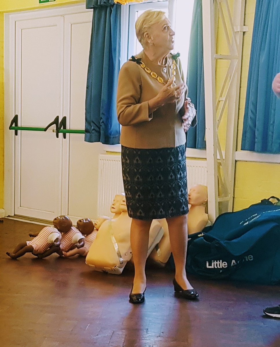 SysFixITSupport's tweet photo. @MSHFoundations Thanks to all involved in the #freefirstaid training. @ManjuShahul @stjohnambulance and to @MayorOfCroydon for visiting us. https://t.co/8eaVgGWCsV