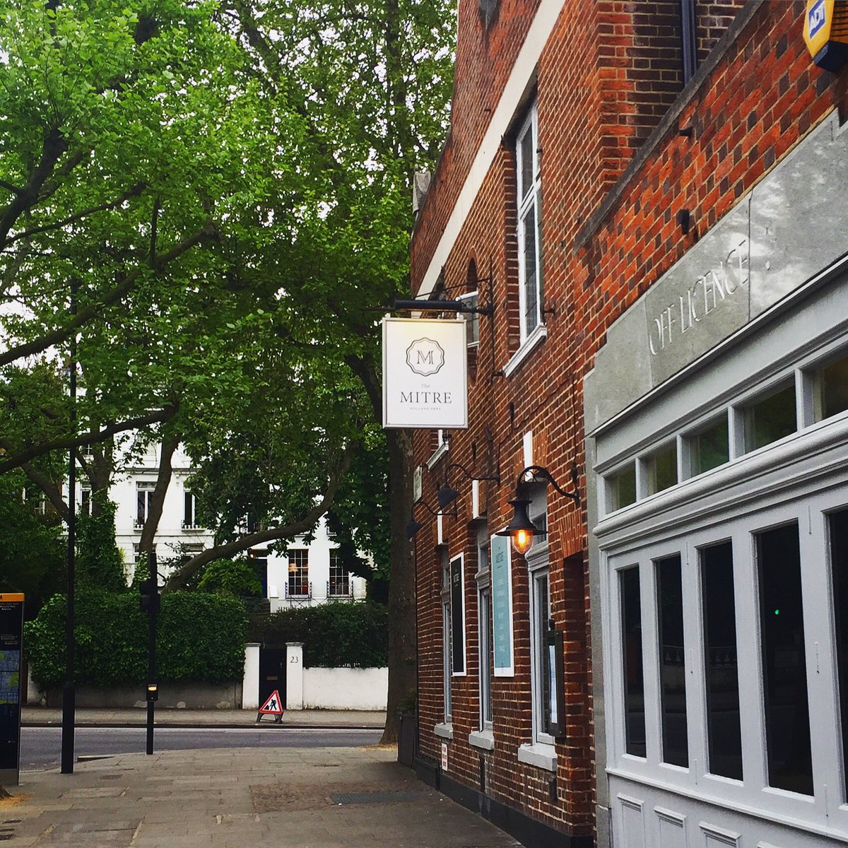 The Mitre has its day on the blog!
Check it out at londonchecklist.org #london #themitre #londoneats #DOorDONT #Londonpubs #publife #pub
