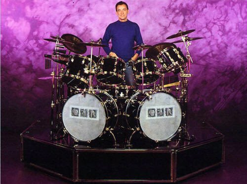 A very happy birthday to THE  one & only Neil Peart!!! 