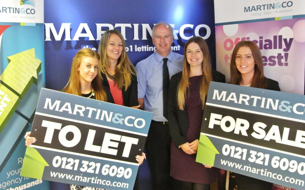 Sutton Coldfield franchisee David Clinton completes on his fifth acquisition! 👏🏻 hubs.ly/H08CD480