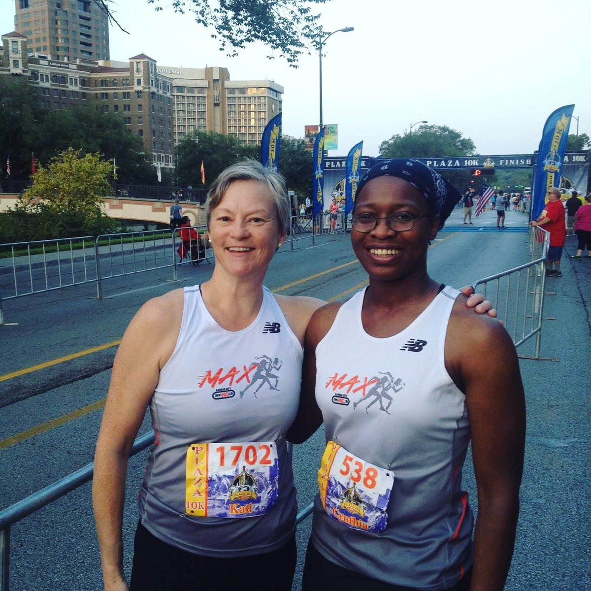 kctcrunner's tweet photo. Congrats 2 R #plaza10K #KCTCMax racers
Kati T-46:38 5th AG/Shalich M-52:05 9th AG #runKC #raceKC #KCrunning #runchat #running #runner https://t.co/bdD8FILwIY