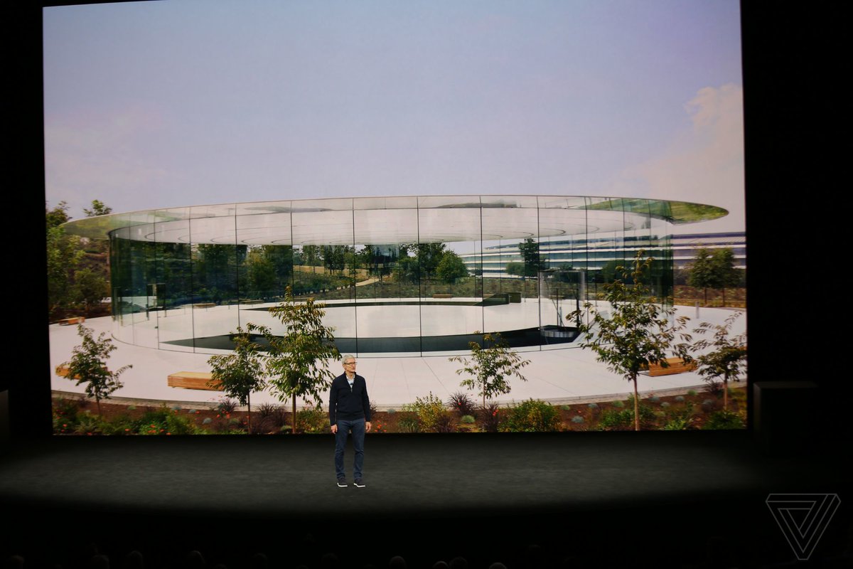 Zahrani_iz7's tweet image. صور مقر أبل الجديد 👏

#موتمرApple