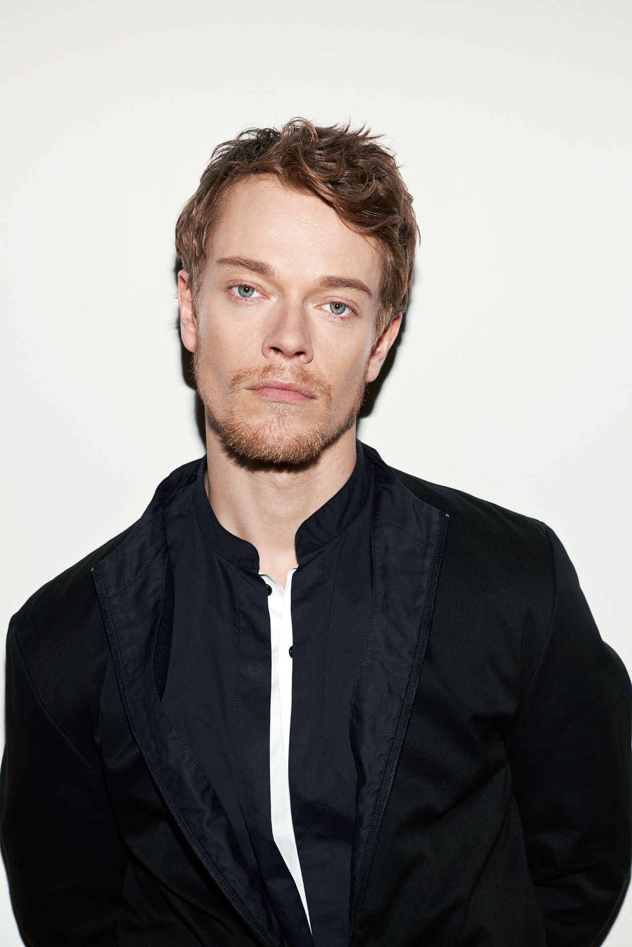 Wishing happy birthday to acting powerhouse and talented Alfie Allen 