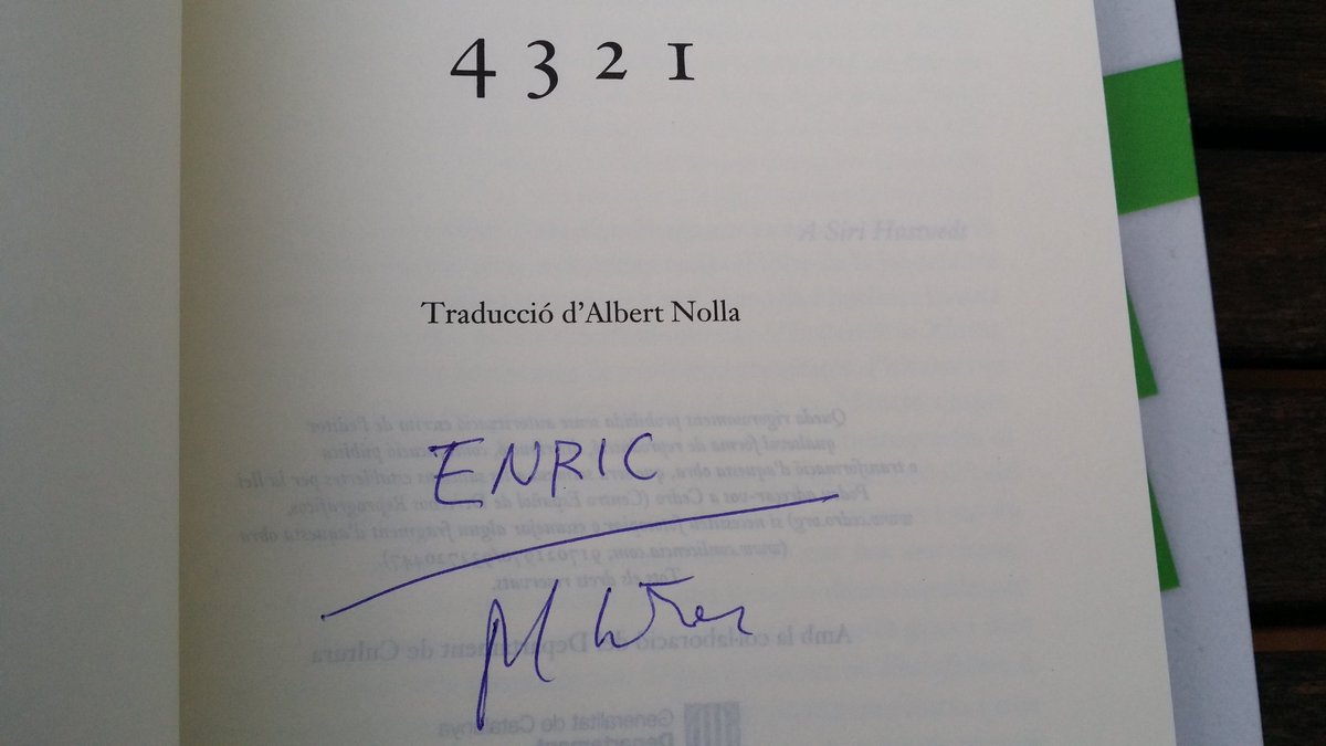 EnricLorapitenc's tweet photo. Expectant després de la interessant xerrada de presentació del llibre #4321. #PaulAuster @Ed_62 #setmanadelllibre #setmana17 https://t.co/m91FnsGze1