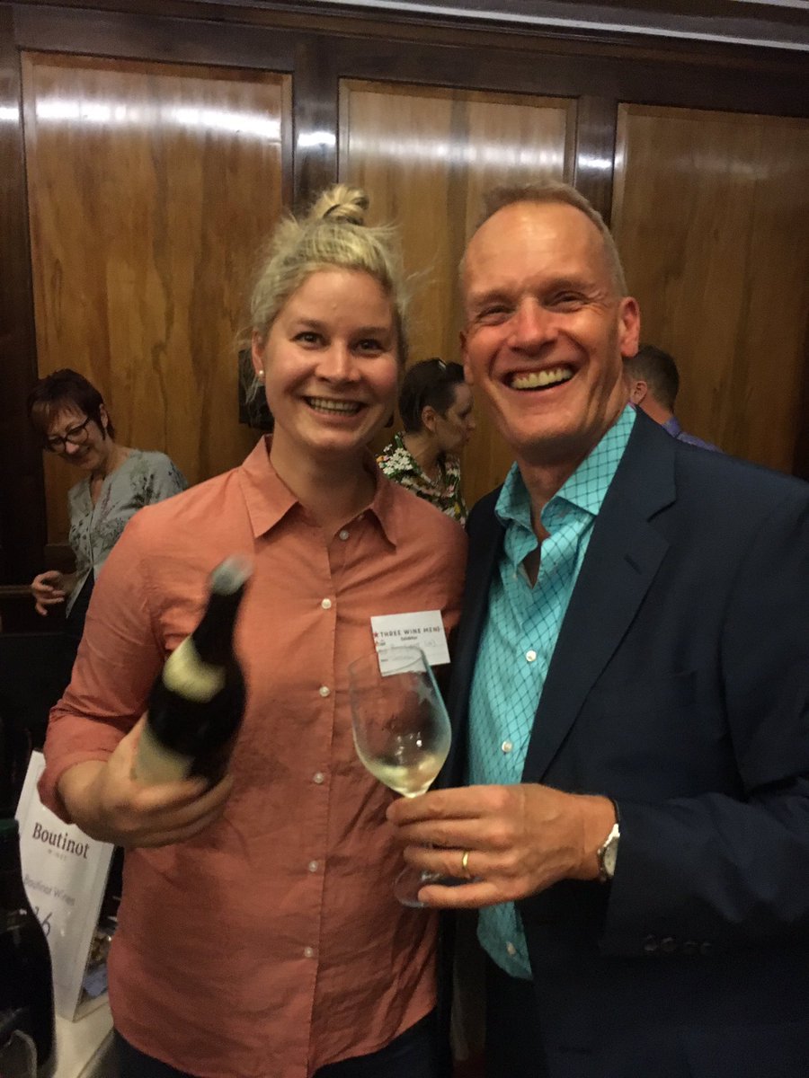 Happy faces all round <a href="/BoutinotWines/">Boutinot Wines</a> @Timatkin <a href="/ThreeWineMen/">WineAlive</a>!  #sipslendidly