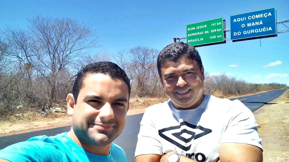 r2comunicacao's tweet photo. Pra gente não tem distância. Se precisar de soluções em Comunicação, a gente chega junto! 💪 😎 #R2Comunicação #TimeR2 https://t.co/BN7sEkQjue