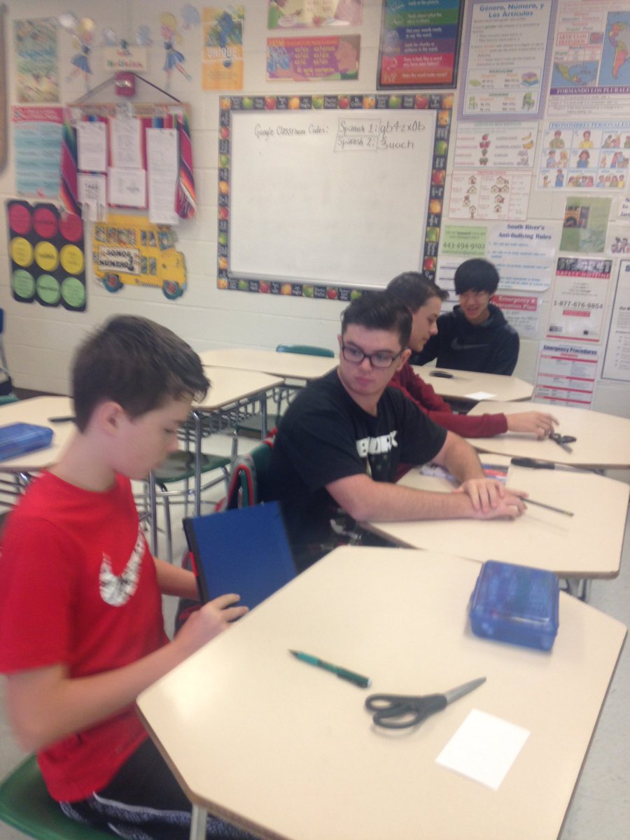 aacpswcl's tweet image. @MicicheSRHS &amp;amp; @SRSeahawksaacps WCL classes with #engaginginstruction #targetlanguage #leadwithlanguage