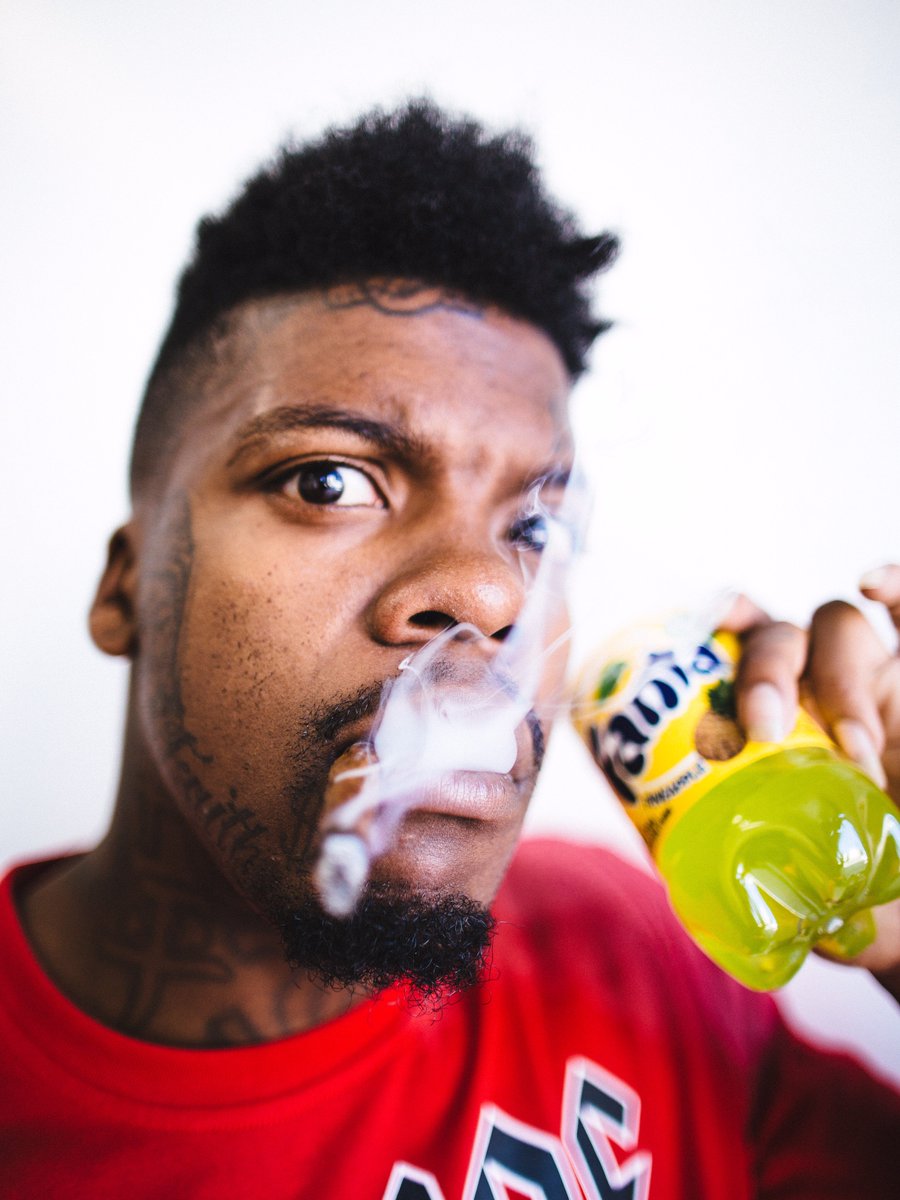 Passionweiss's tweet photo. Stinc Team is killing everything rn & we premiered the new video from Ketchy the Great & Good Finesse. #FreeDrakeo https://t.co/tHxJV169xr https://t.co/aRWxUnIHf9