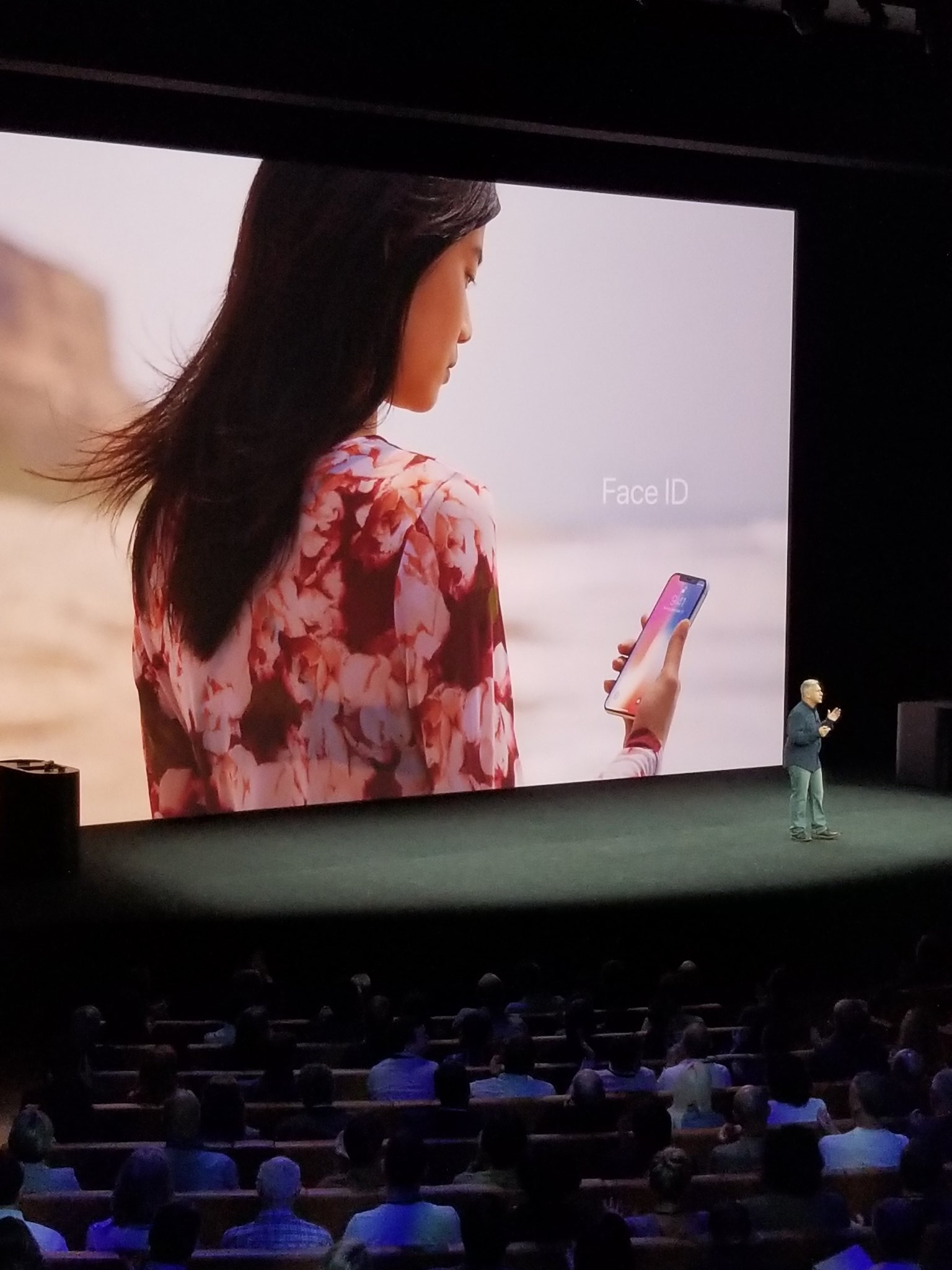 iPhone Face Unlock 