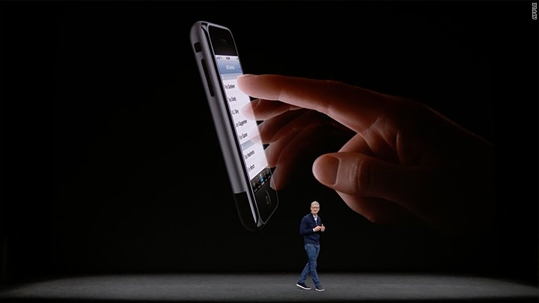 CNN's tweet photo. Apple announces the new iPhone 8 and iPhone 8 Plus https://t.co/im2YbcVvEe #AppleEvent https://t.co/nt2l44IX9l