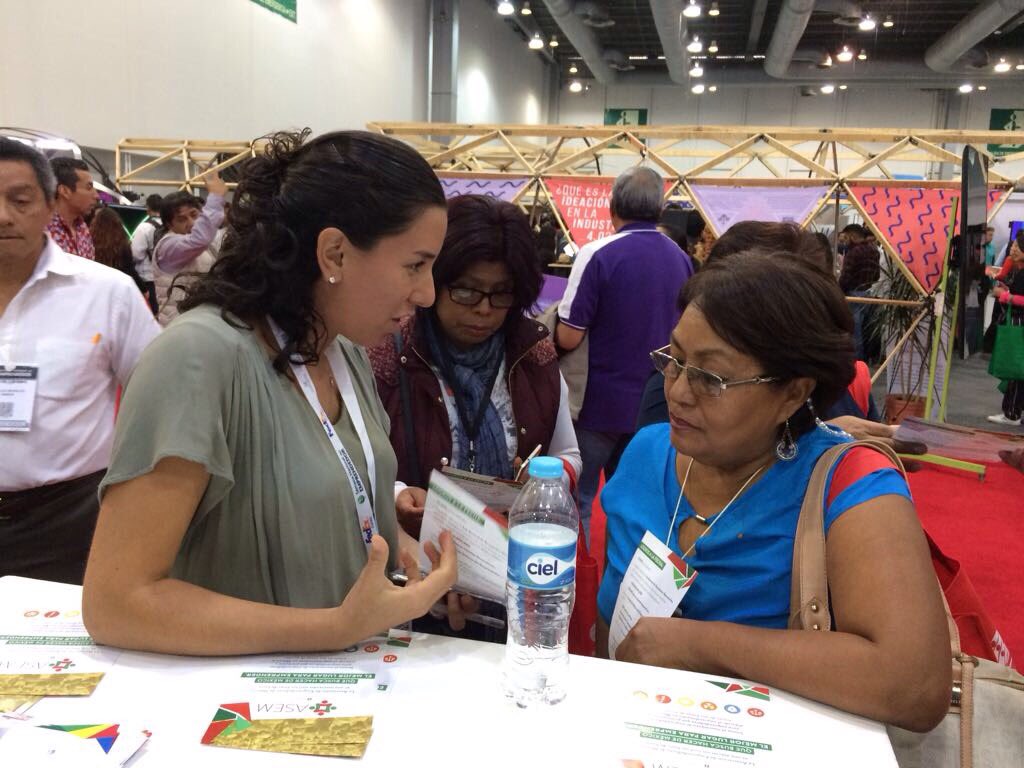 ASEM_Socios's tweet photo. Nuestros socios fundadores en #SemanaDelEmprendedor invitando a emprendedores a formar parte del #PoderASEM. https://t.co/dtp1sRcjV5