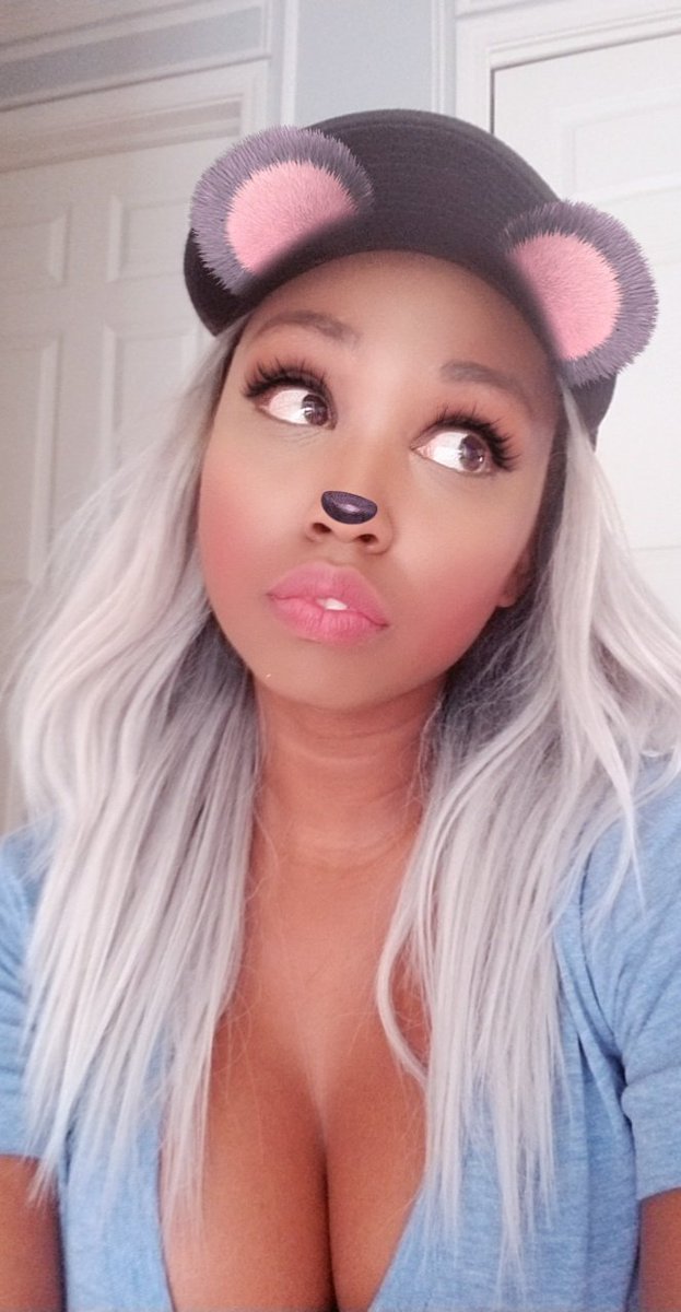 tinytimahtime's tweet photo. Now accepting Sephora giftcards #pics #HelpASistahOut https://t.co/xAOJzBo3jT