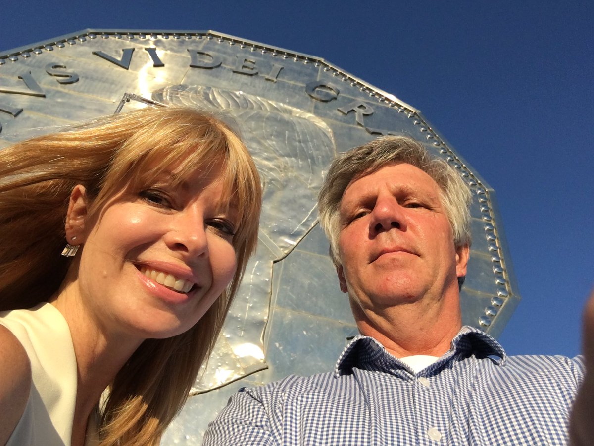 QPCamera's tweet photo. Selfie by #bignickle, check! Next on the True Canadian bucket list... Sudbury Saturday Night! #Everywhere https://t.co/20vMbow5X8