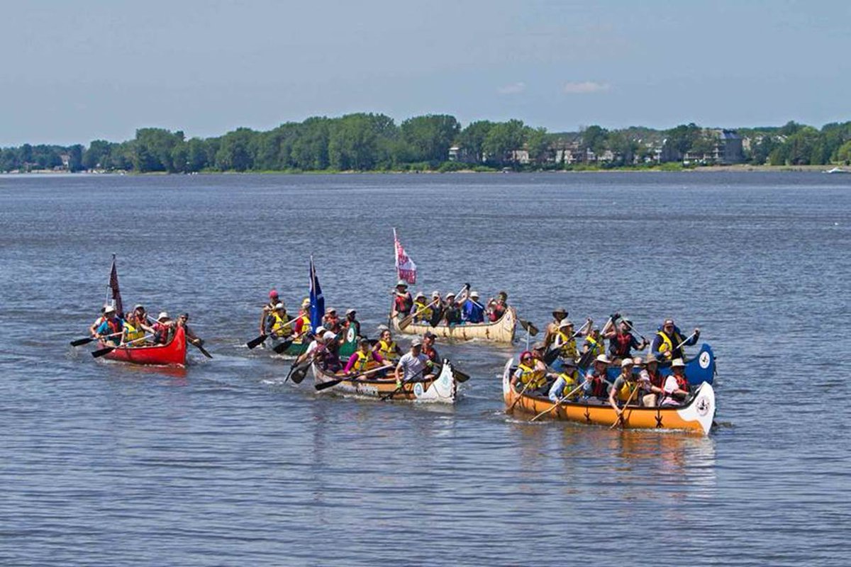 MetisNationON's tweet photo. #MNO staff and citizens participated in events around @CanoePilgrimage this summer:https://t.co/M91HYBz871 https://t.co/xwAzDMRcn2