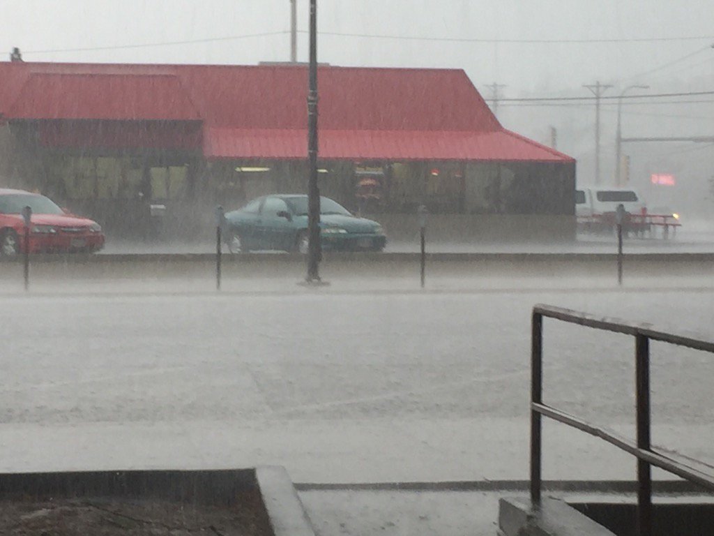 MikePowersKOTA's tweet photo. Heavy rain, some hail has me trapped in car. Afraid to get wet! https://t.co/Xdmdvywlne