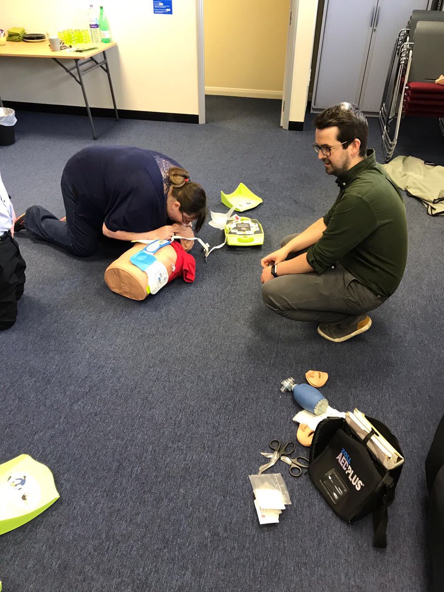 MaroonTraining's tweet photo. Today's delegates taking part in the practical element of our CPR/AED course #savealife #defibrillator https://t.co/iopVvu5fUd