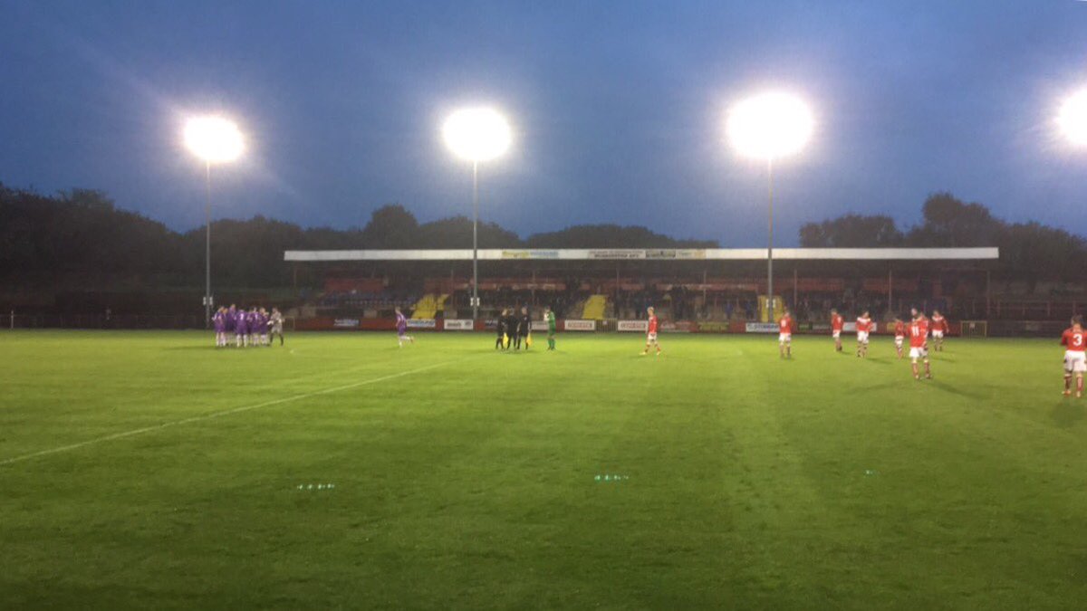 We're at Borough Park to see if the Reds can turn their form around. Played some great stuff so far. Lead Altrincham 2-1 at the break.