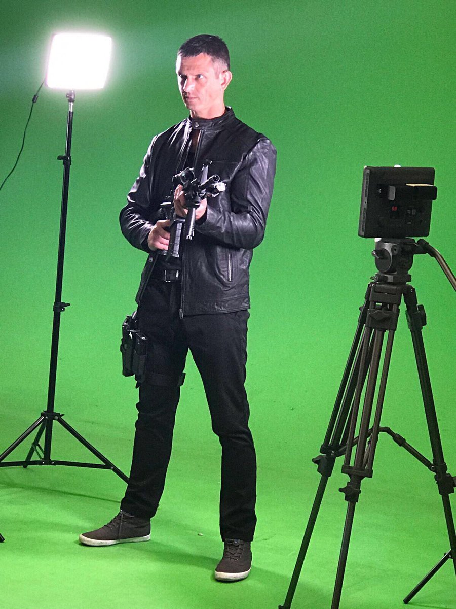 NathanJamesJac1's tweet image. Action hero photo shoot, can't wait to see the finishing result