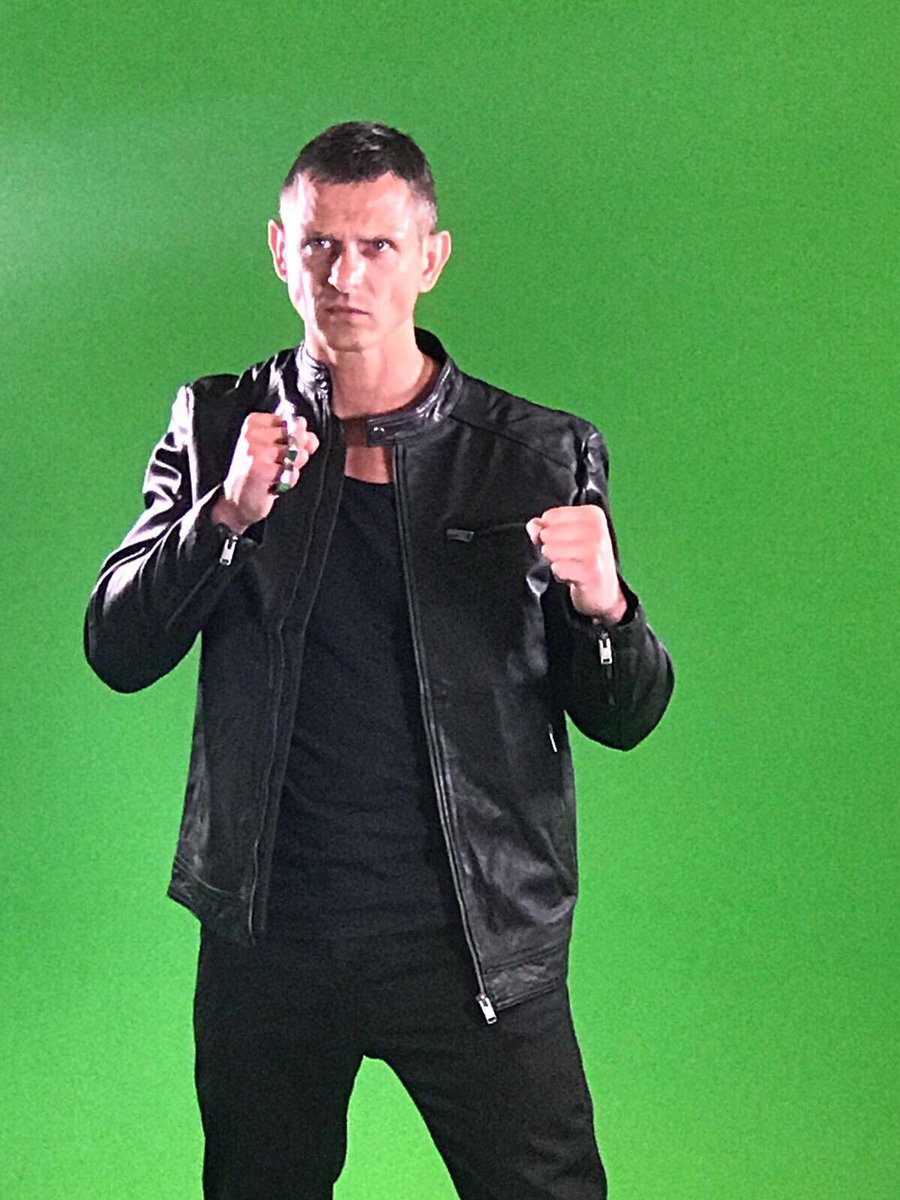 NathanJamesJac1's tweet image. Action hero photo shoot, can't wait to see the finishing result