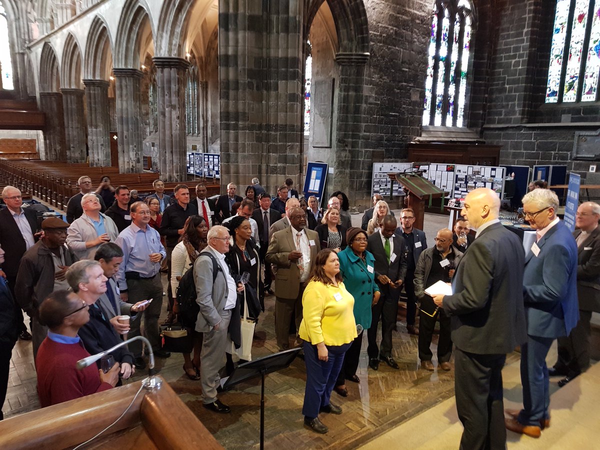 EventsUWS's tweet photo. Bag pipes &amp; a nip of whiskey for Traditional Scottish welcome for #IIMA2017 at the Paisley Abbey @UniWestScotland @PrincipalUWS https://t.co/mz29FKWZlP