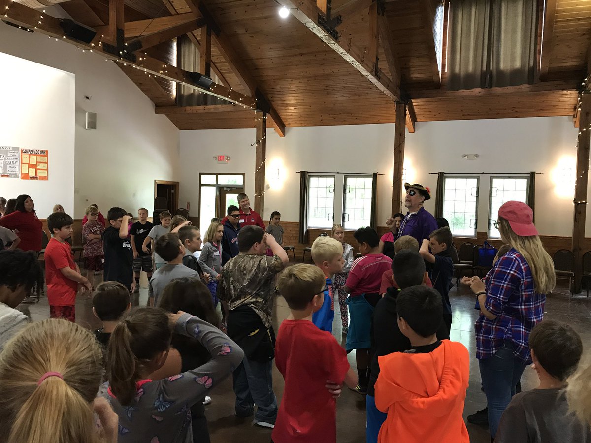 CISKnights's tweet image. Team Epic had a super day @campkern #teambuilding #ProjectTrust #knightsunite