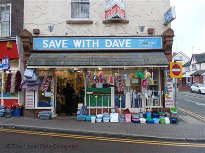yeomiesays's tweet photo. @ManUtd @D_DeGea He even has his own shop in Prestatyn #savewithdave @I_am_Danny_Boy https://t.co/L6FxY7fGVv
