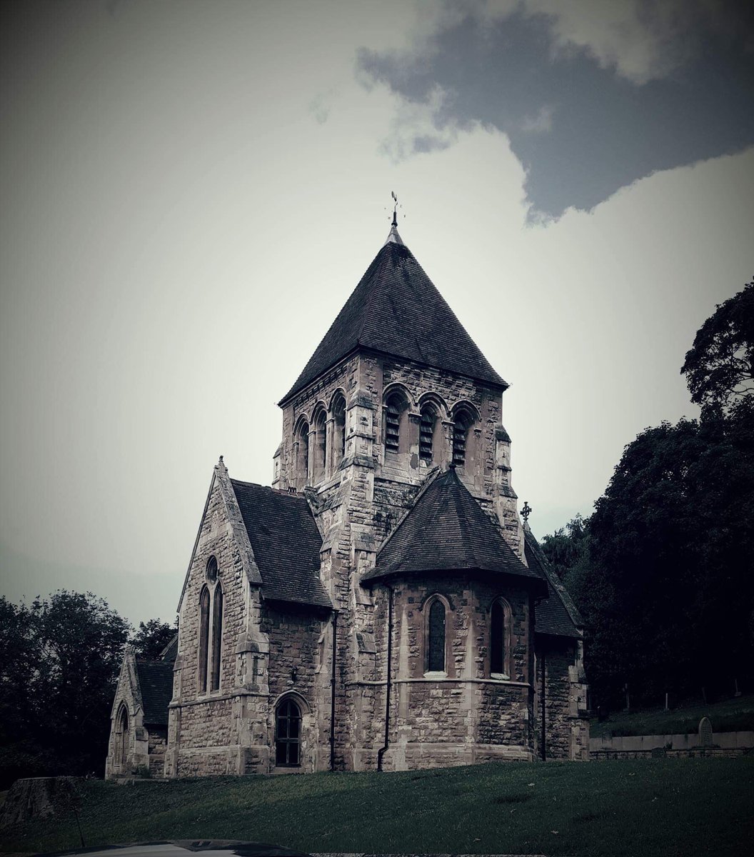 LeadParanormal tweet picture