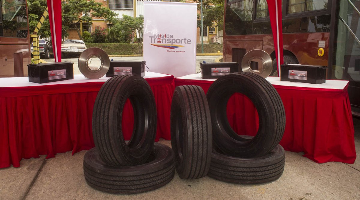 mintransporteve's tweet photo. #MisiónTransporte hace entrega de insumos y repuestos para unidades en #CuidadCaribia @mpptop #12Sep https://t.co/NgVXIFP6qn