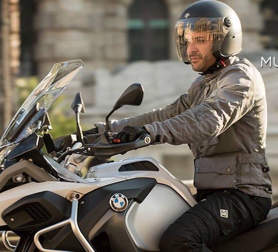 blackwolfmotosp's tweet photo. Tu estilo de vida se proyecta también al rodar. TUCANO URBANO es: estilo, comodidad y la protección para que ruedes como te gusta ser visto https://t.co/XU9QOe84ht