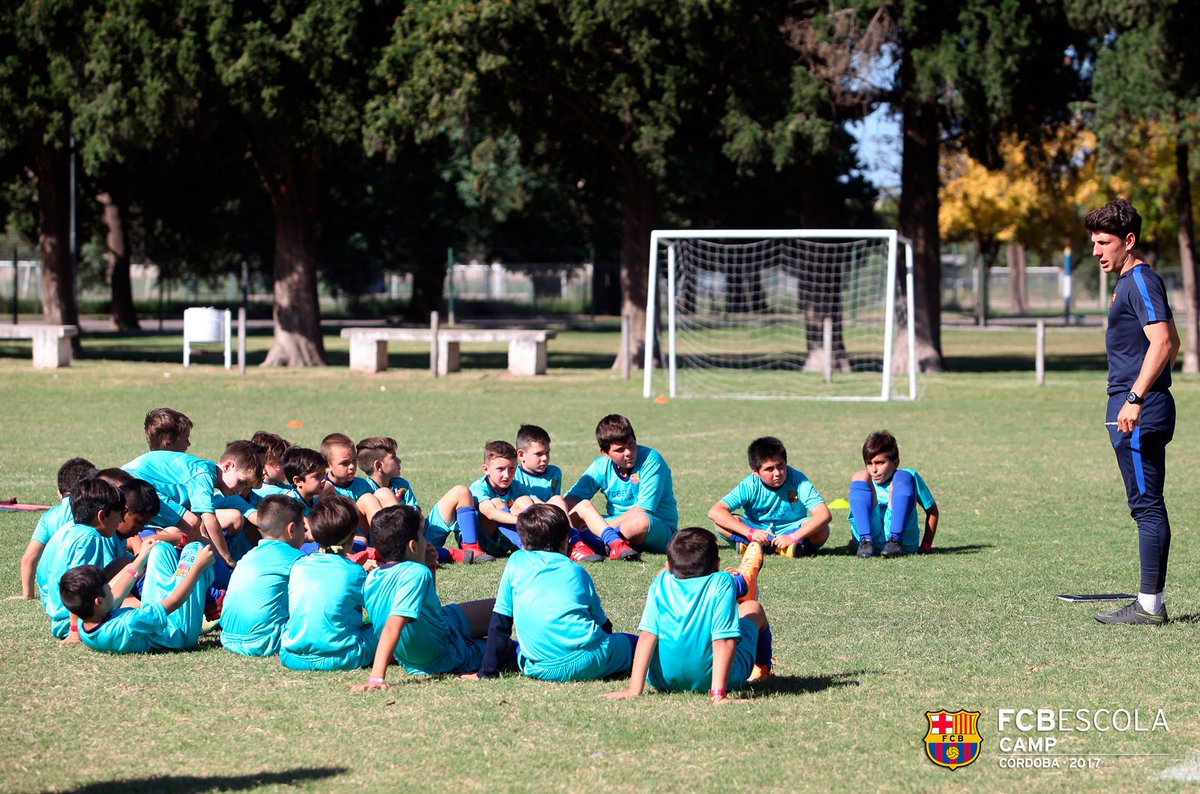 Orgullosos de compartir los valores del FCBarcelona.
#FCBCamp
#FCBarcelona