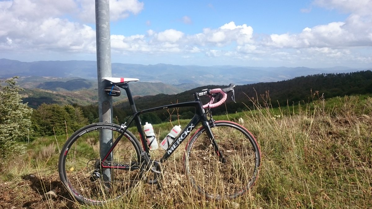 Italy4MS's tweet photo. Another Tusacan ride in #Italy. proper HC climb today. Windy and cold at the top. @gcntweet #cycling #HC #climbing. https://t.co/NlYfpEYkPA https://t.co/iV8wxTKCwZ