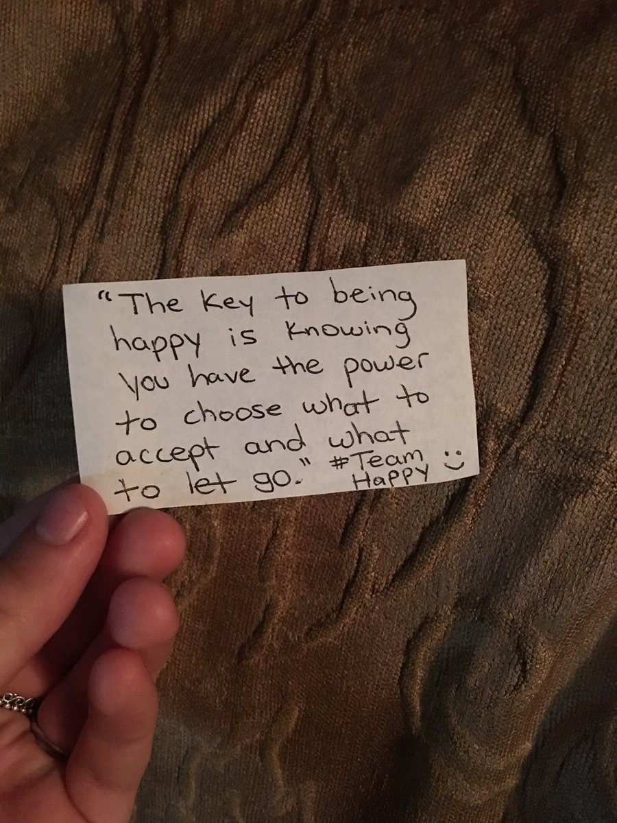 Love_Mendes13's tweet photo. #TheEllenCard @TheEllenShow I've been writing these out &amp; posting them places this past week at my college. Thank you for inspiring me❤ https://t.co/t3EiLLXxI2