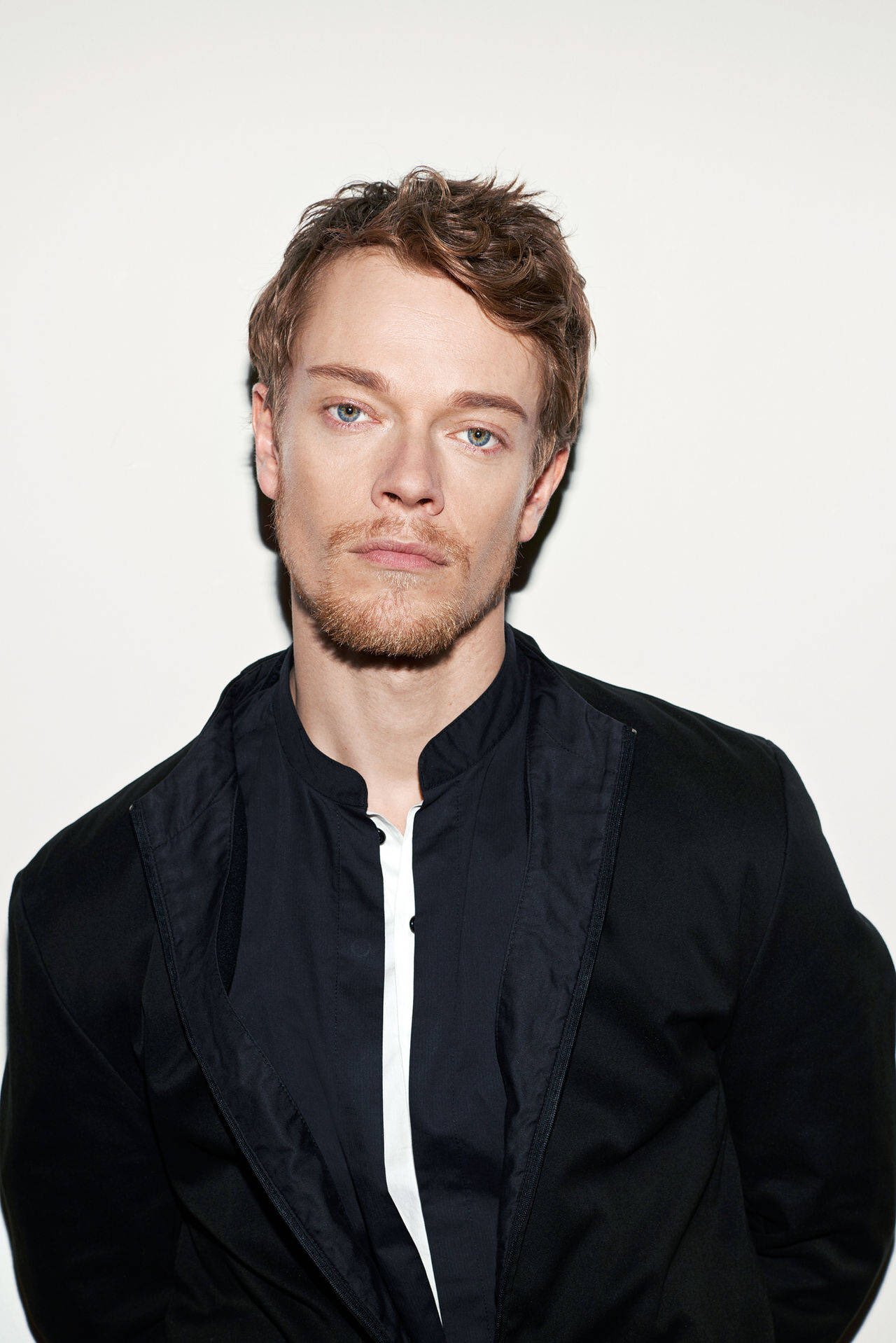 Happy Birthday, Alfie Allen! 