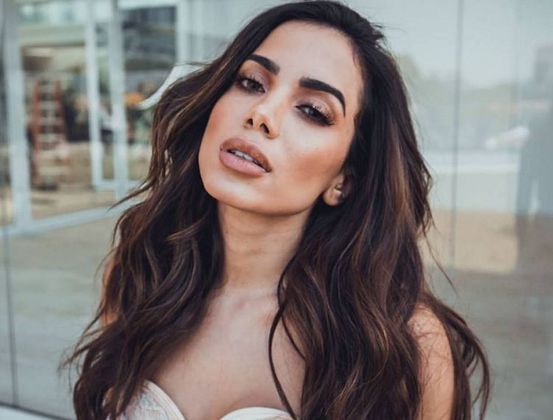 JovemPanEntrete's tweet image. Carreira internacional, mores! @Anitta garante posições em duas paradas da #Billboard americana - bit.ly/2wXR1FJ