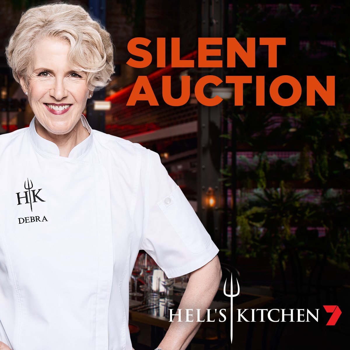 OvarianCancerOz's tweet photo. Bid for Debra Lawrance's #HellsKitchenAU chefs whites & help raise funds for #OvarianCancerOz. Auction ends 9pm https://t.co/gyC4cvuMIa https://t.co/BMWNx3J3nI