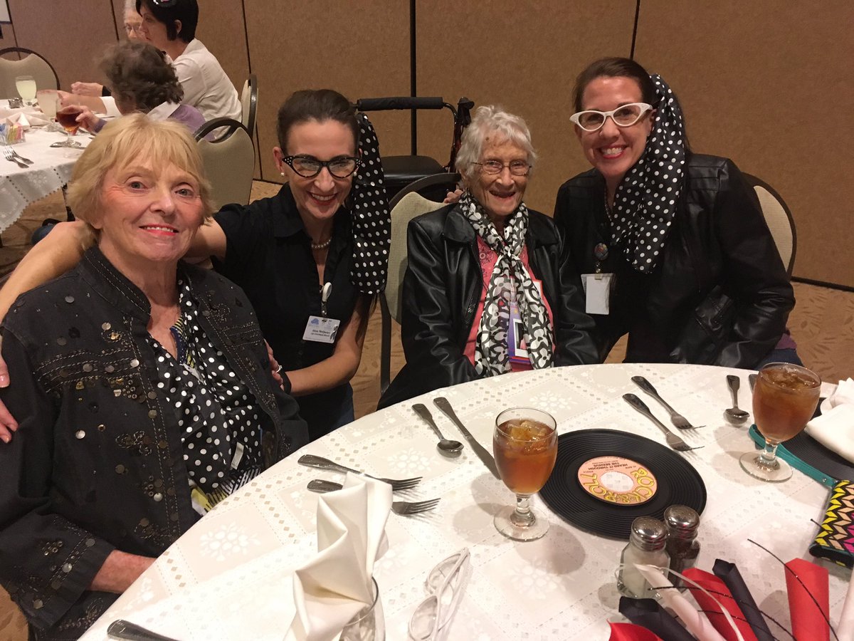 Girls just wanna have fun! #SERockinOnTheRiver