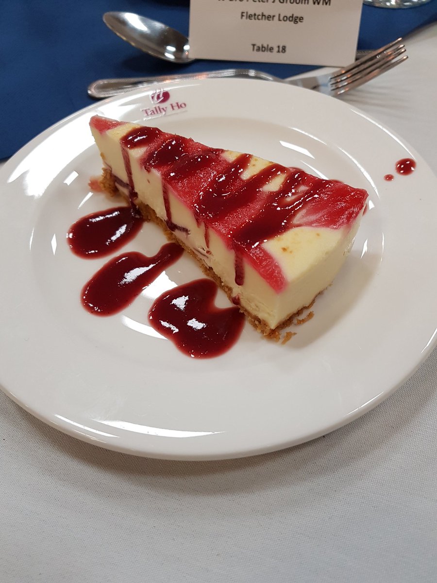 An enjoyable evening at #TallyHo #Edgbaston for the @WarwickshirePGL "Masters &amp; Wardens" meal. Nice food and very well attended.🍷