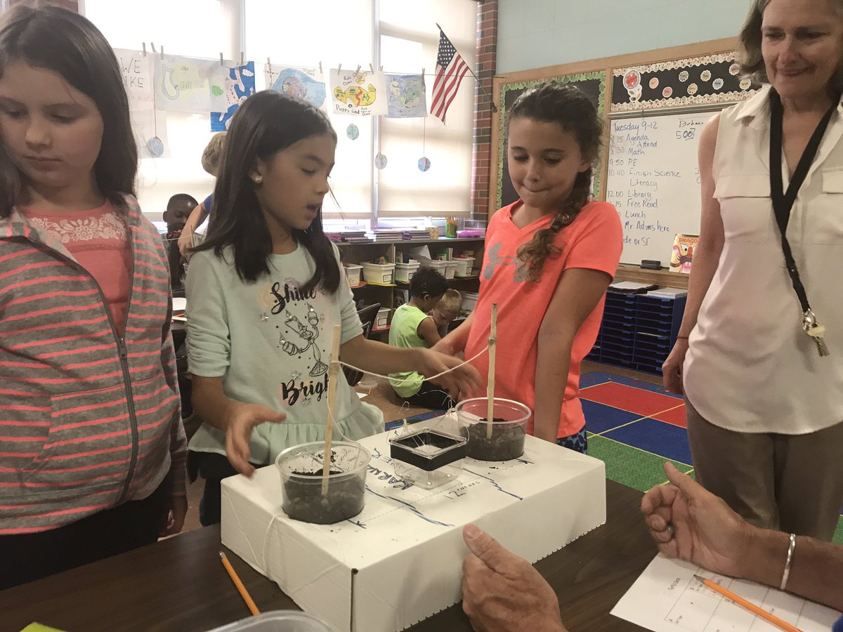 <a href="/RUSBLVD/">Russell Boulevard</a> students in Mrs Hobbs class work with <a href="/CadamsCraig/">Craig Adams</a> on science and engineering. Great science day!