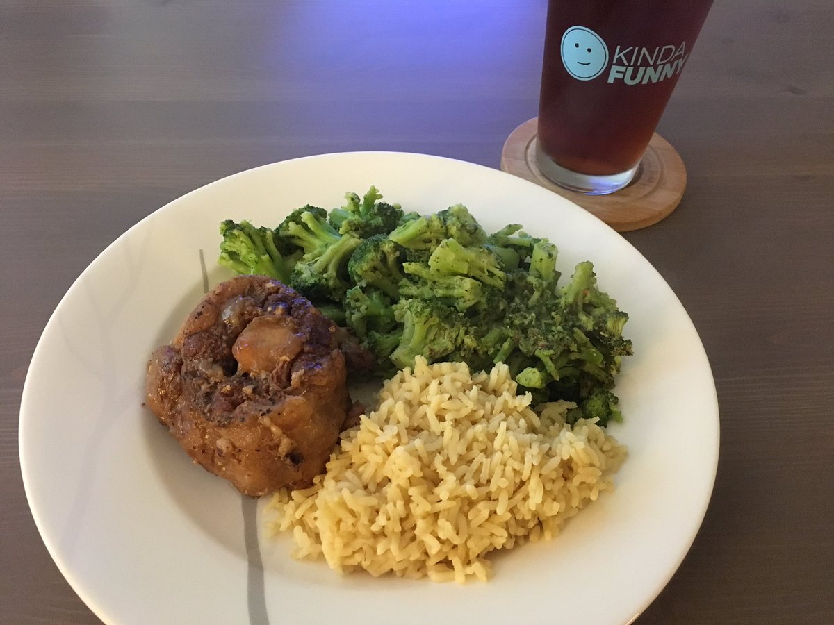 jmertens's tweet photo. Sous viiiiiiiiiiiiide! @KindaFunnyKevin #oxtail #cookingwithkevin #teamfatforever https://t.co/lyyBuYn2JG
