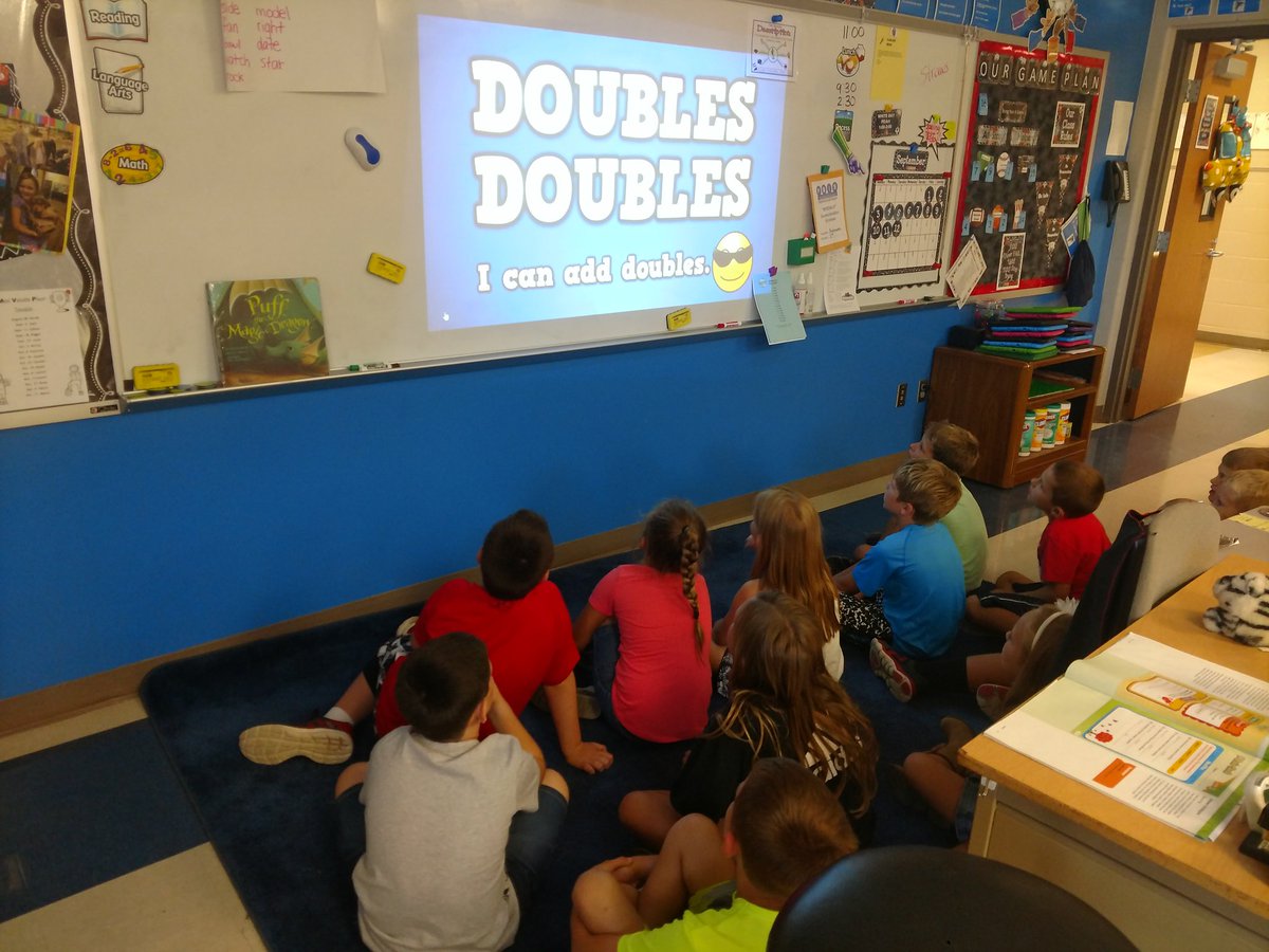 MrsAndreasen25's tweet photo. Using music to learn doubles facts #doublesrap  #freemanfalcons #secondgrade https://t.co/RDOFESwcEq